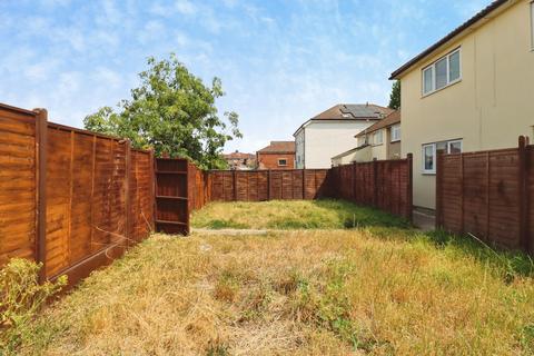 1 bedroom flat for sale, Staple Hill Road, Bristol, BS16