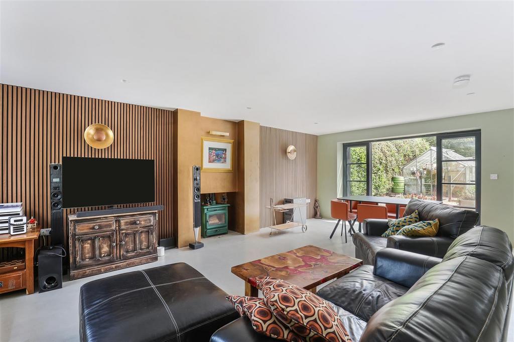 Living room, fireplace