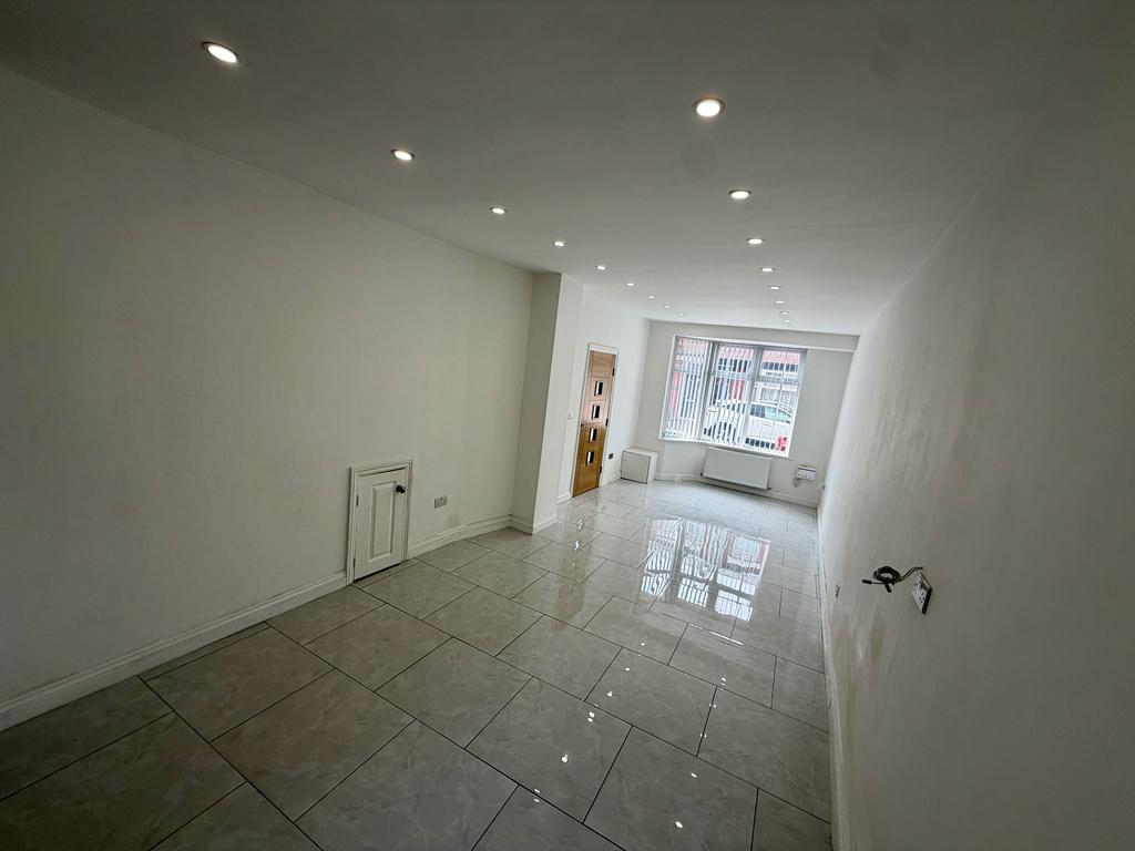 Kensington Street, Manchester, M14 - View 3