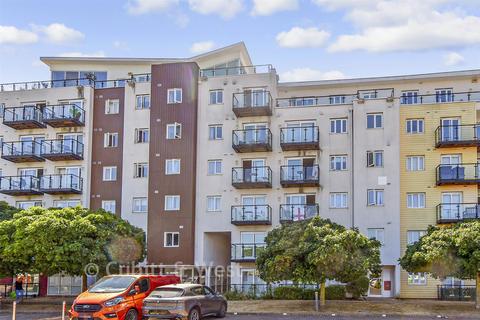 2 bedroom flat for sale, Admirals House, Southsea PO4