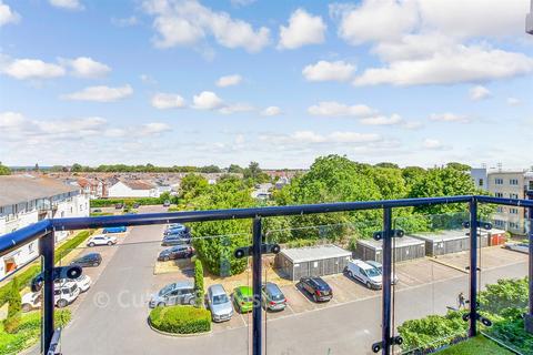 2 bedroom flat for sale, Admirals House, Southsea PO4