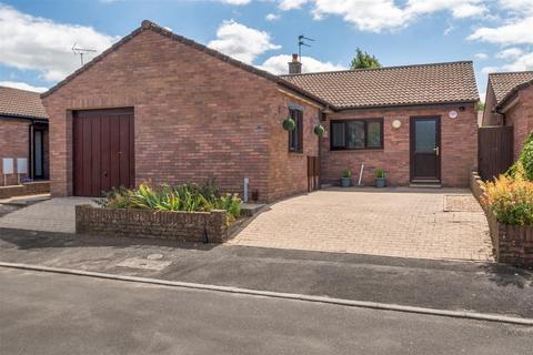 3 bedroom detached bungalow for sale, Hutton Close, Keynsham, Bristol