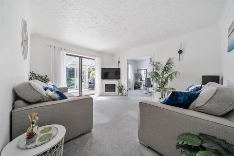 3 bedroom detached bungalow for sale, Hutton Close, Keynsham, Bristol