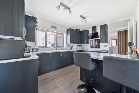 3 bedroom detached bungalow for sale, Hutton Close, Keynsham, Bristol