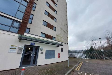 2 bedroom apartment to rent, Galleon Way, Cardiff CF10