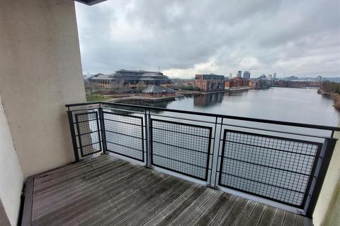 2 bedroom apartment to rent, Galleon Way, Cardiff CF10