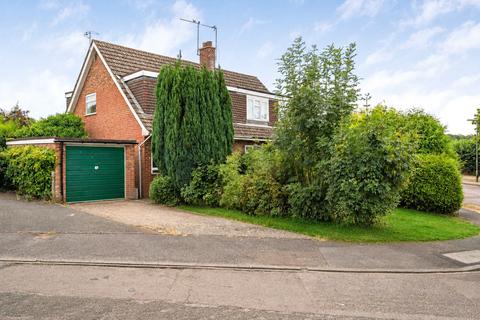 3 bedroom semi-detached house for sale, Riverdale, Wrecclesham, Farnham, Surrey, GU10