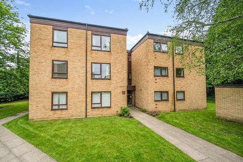 2 bed flat/apartment for rent in Nascot Wood, Watford WD17