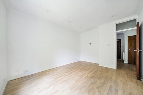 2 bedroom apartment to rent, Nascot Wood, Watford WD17