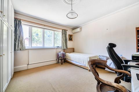 6 bedroom semi-detached house for sale, Arden Road, London