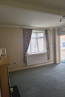 3 bedroom semi-detached house to rent, Prospect Street, Tamworth, B79