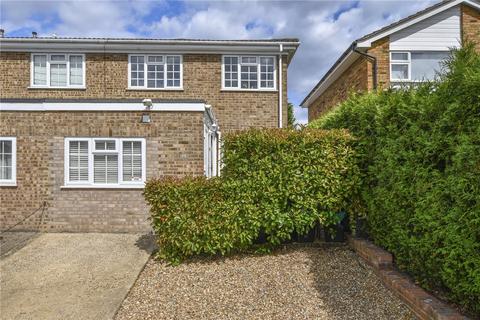 3 bedroom end of terrace house for sale, The Spinney, Wokingham RG40