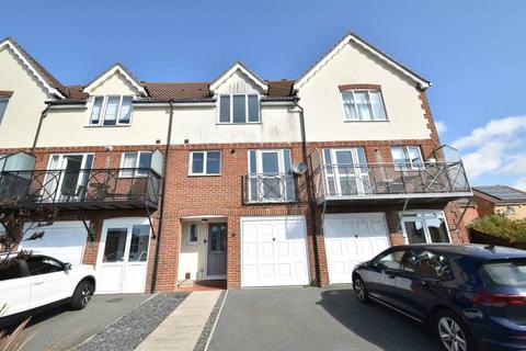 3 bed house for rent in Hobart Quay, Eastbourne BN23