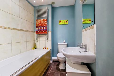 1 bedroom flat for sale, Unity Street, Sittingbourne, Kent, ME10