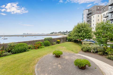 3 bedroom flat to rent, Lower Granton Road, Edinburgh, Midlothian, EH5