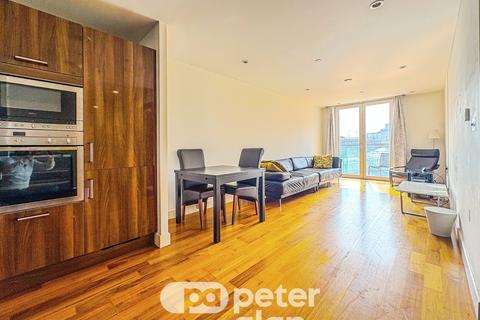 2 bedroom flat to rent, The Hayes Apartments, Cardiff, CF10
