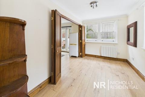 undefined, Epsom KT18