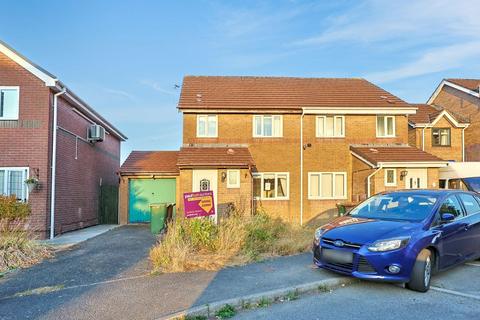 3 bedroom semi-detached house for sale, 30 Clos Coed Duon, Blackwood, Gwent, NP12 1FP