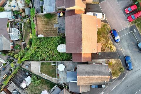 3 bedroom semi-detached house for sale, 30 Clos Coed Duon, Blackwood, Gwent, NP12 1FP
