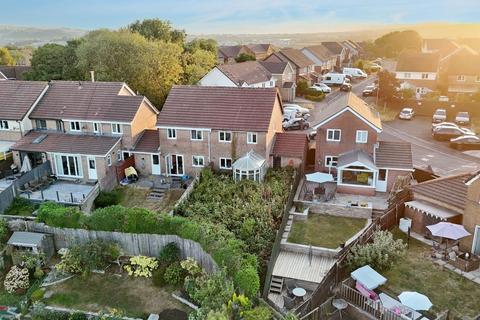3 bedroom semi-detached house for sale, 30 Clos Coed Duon, Blackwood, Gwent, NP12 1FP