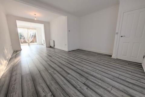 4 bedroom house to rent, Radford Drive, Leicester, LE3