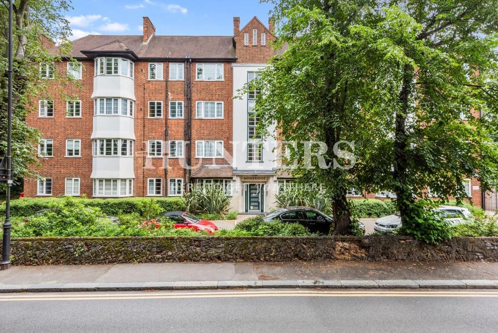 Apartment in London - View 2