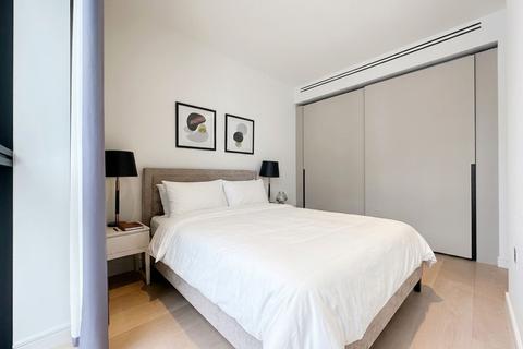 undefined, Lincoln Square, Holborn, WC2A