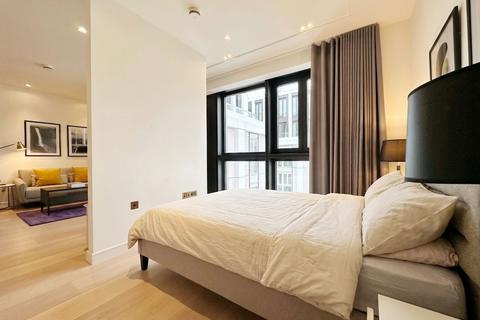 undefined, Lincoln Square, Holborn, WC2A