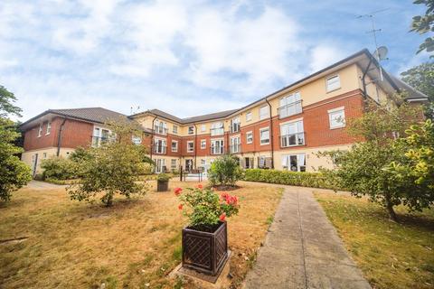 2 bedroom flat for sale, Rollesbrook Gardens, Southampton, Hampshire, SO15