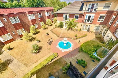 2 bedroom flat for sale, Rollesbrook Gardens, Southampton, Hampshire, SO15