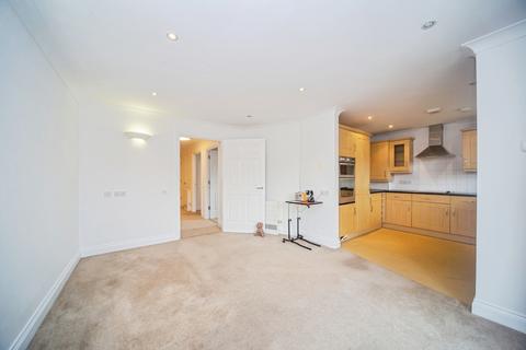 2 bedroom flat for sale, Rollesbrook Gardens, Southampton, Hampshire, SO15
