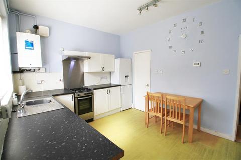 2 bedroom house for sale, Rockhampton Street, Manchester M18