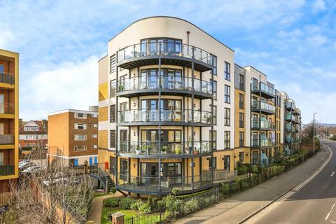 2 bedroom flat for sale, Southfields Road, Eastbourne