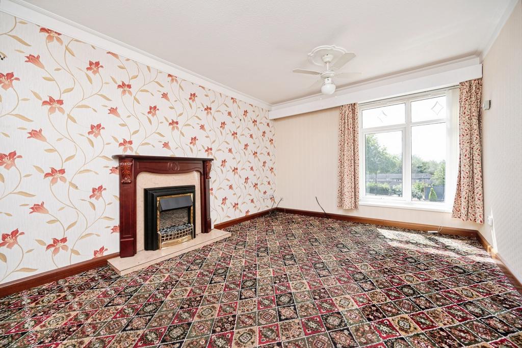 House in West Midlands - View 4