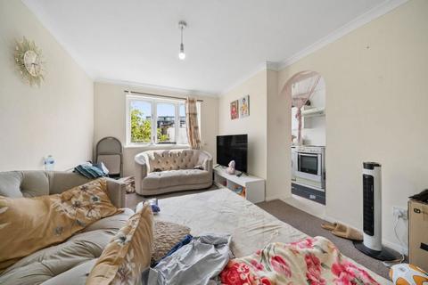Glenville Grove, London, SE8 4BP