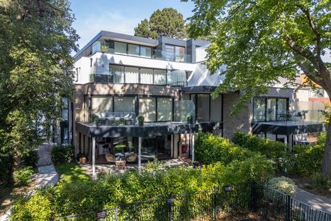 3 bedroom apartment for sale, Bessborough Road, Canford Cliffs, Poole, Dorset, BH13