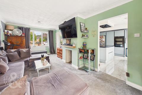 3 bedroom terraced house for sale, Barclay Road, Norwich