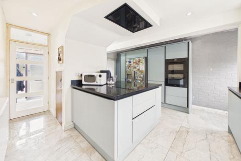 3 bedroom terraced house for sale, Barclay Road, Norwich