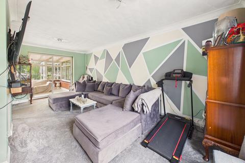 3 bedroom terraced house for sale, Barclay Road, Norwich