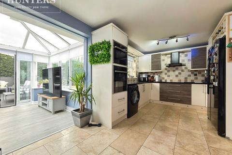 3 bedroom detached house for sale, Cotterdale Gardens, Wombwell, Barnsley