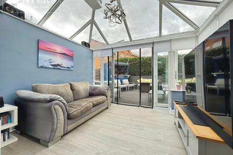 3 bedroom detached house for sale, Cotterdale Gardens, Wombwell, Barnsley