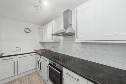 1 bedroom flat for sale, 18 Tavistock Road, Bromley, Kent, BR2 0SY