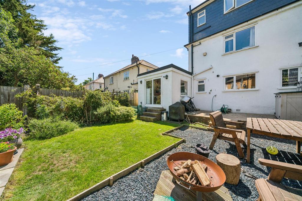Staveley Gardens, W4 - FOR SALE