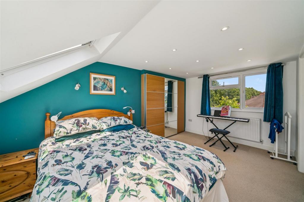 Staveley Gardens, W4 - FOR SALE