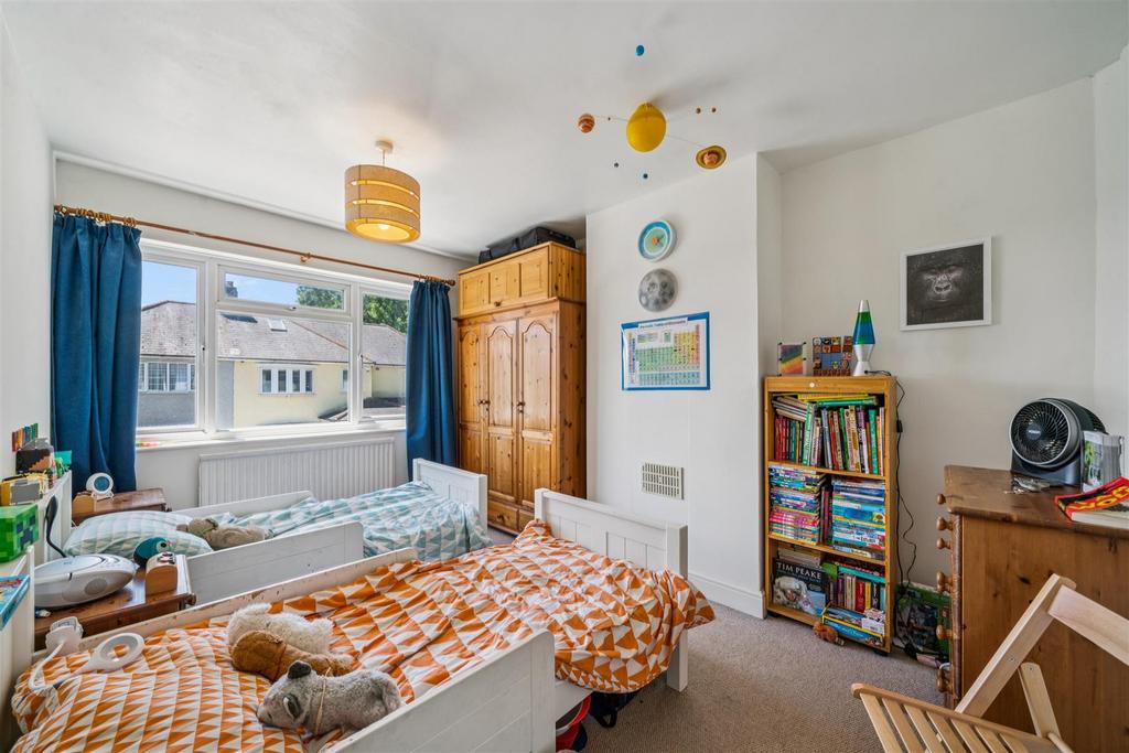 Staveley Gardens, W4 - FOR SALE