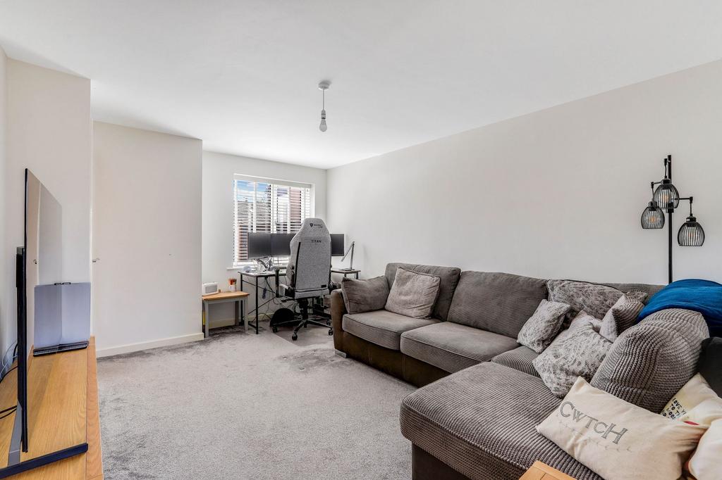 House in Nottingham, Toton - View 2