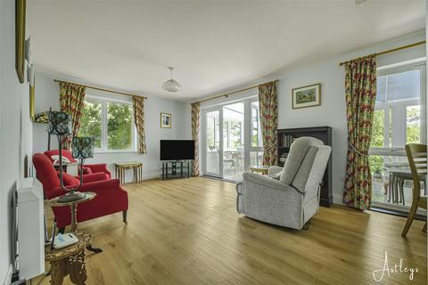 2 bedroom retirement property for sale, Willow Court, Clyne Common, Swansea