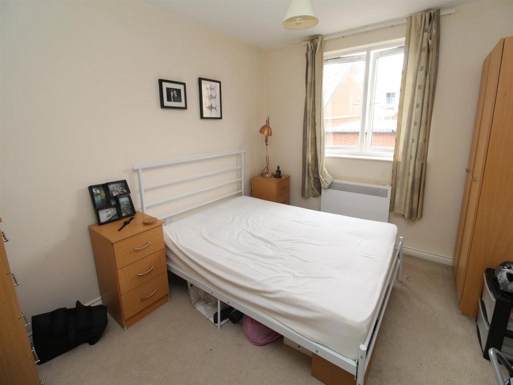 Apartment in Cardiff Bay, Cardiff - View 4