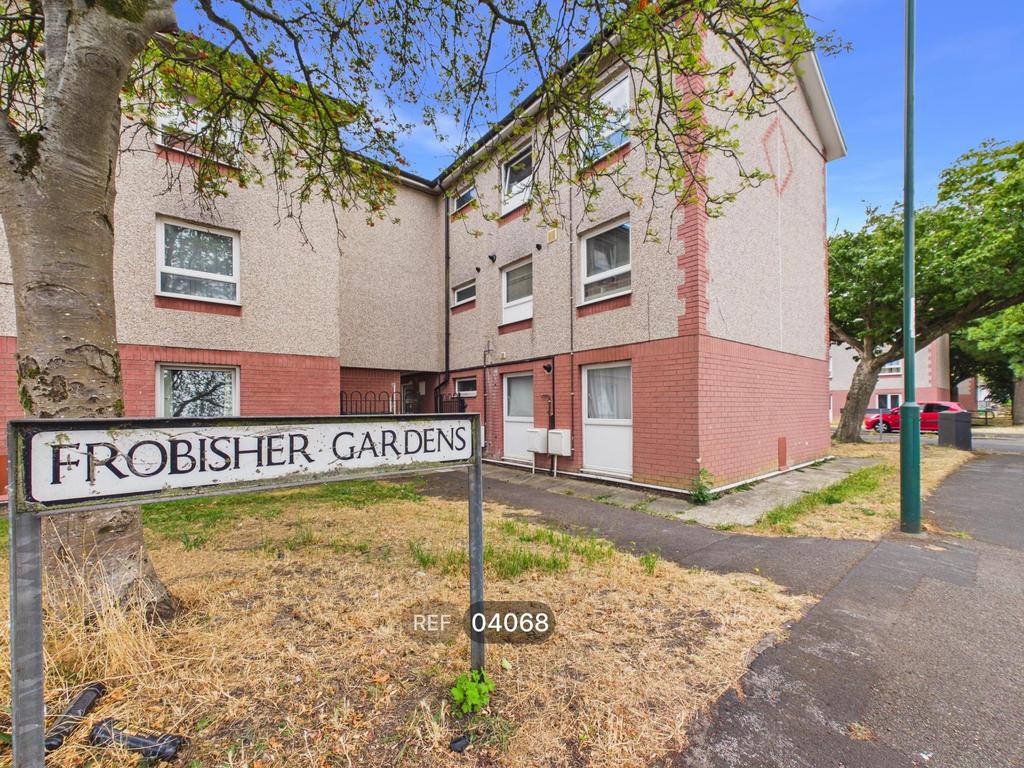 4, Frobisher Gardens, Nottingham, NG5 6ET