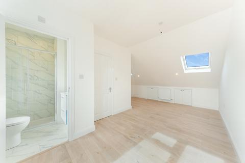 1 bedroom apartment to rent, Kingston Road, London SW20